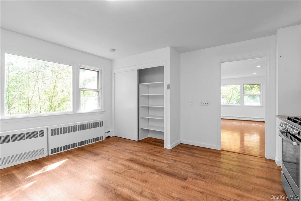 22 Putnam Avenue - Photo 8