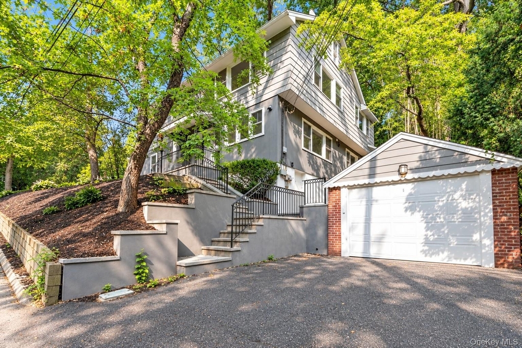 22 Putnam Avenue - Photo 19