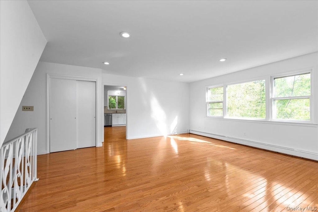 22 Putnam Avenue - Photo 7