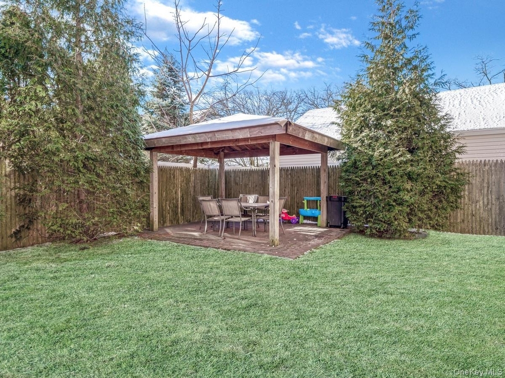 30 Shipherd Avenue - Photo 14
