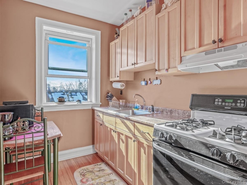 30 Shipherd Avenue - Photo 8