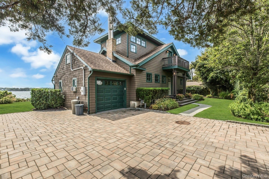 310 E Montauk Highway - Photo 6