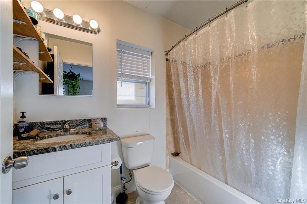 82 Broadway - Photo 11