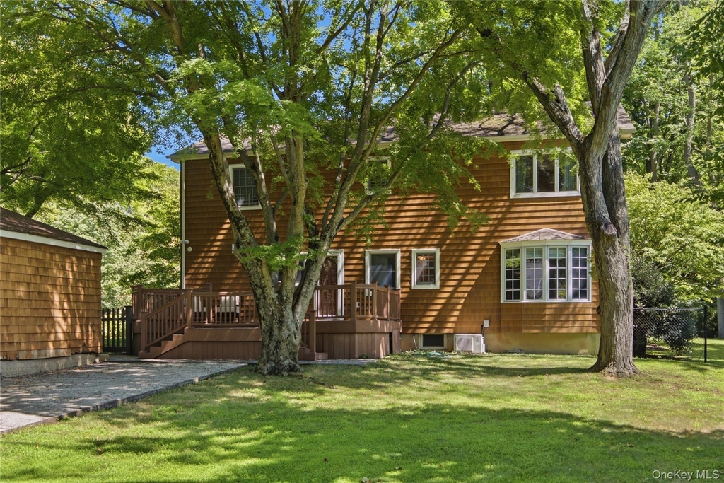 505 Bryant Avenue - Photo 9