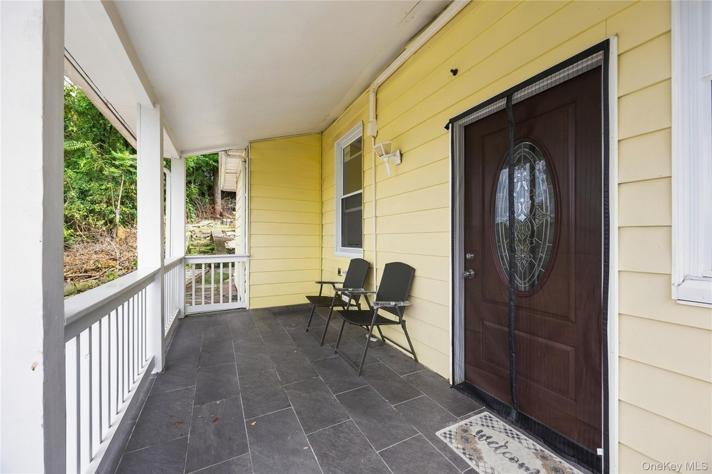 3404 Mohegan Avenue - Photo 4