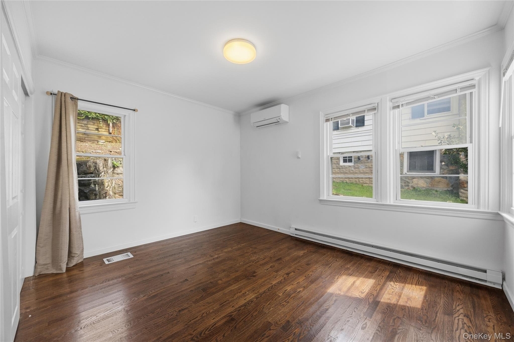 3404 Mohegan Avenue - Photo 18