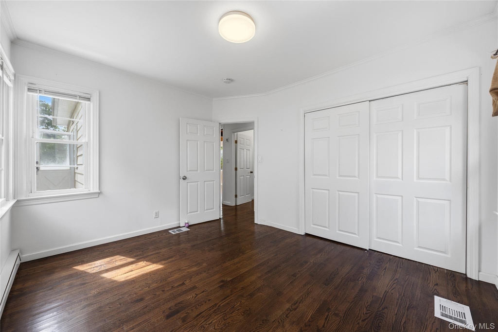 3404 Mohegan Avenue - Photo 19