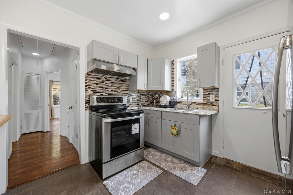3404 Mohegan Avenue - Photo 12