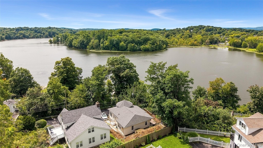 3404 Mohegan Avenue - Photo 22