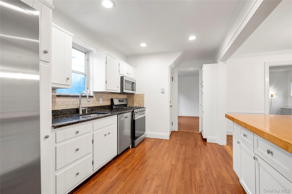 138 Hillcrest Avenue - Photo 7