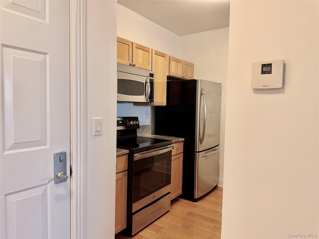 543 Main Street - Photo 10