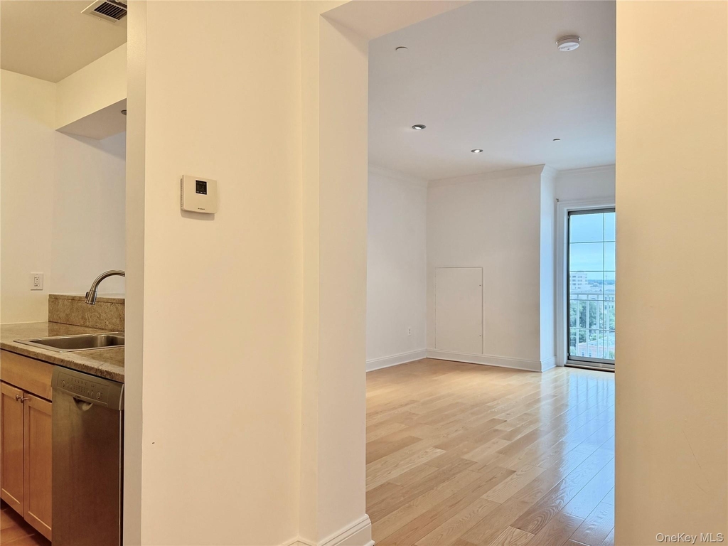 543 Main Street - Photo 7