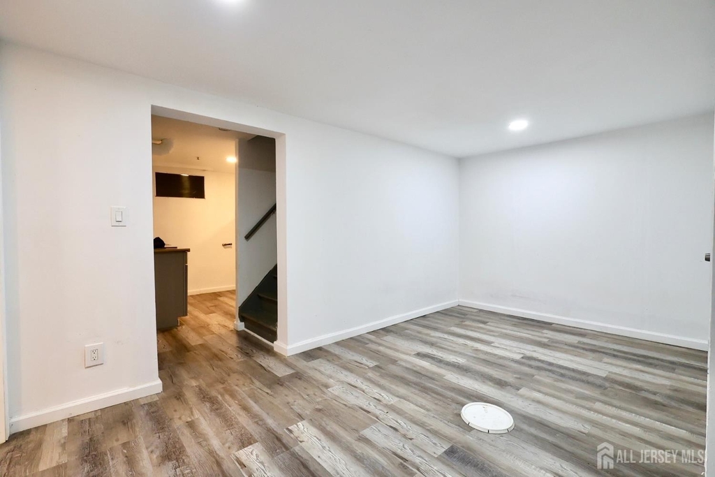 48 Buchanan Avenue - Photo 20