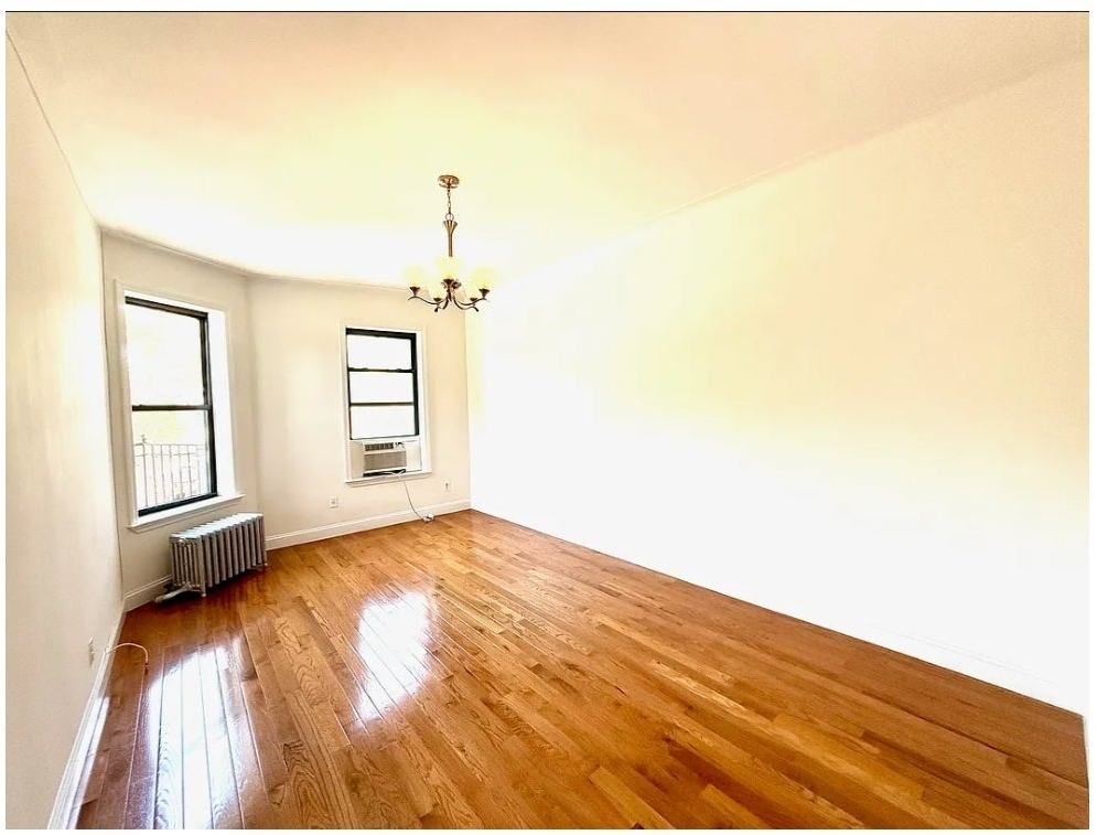 51 7th Avenue S - Photo 1