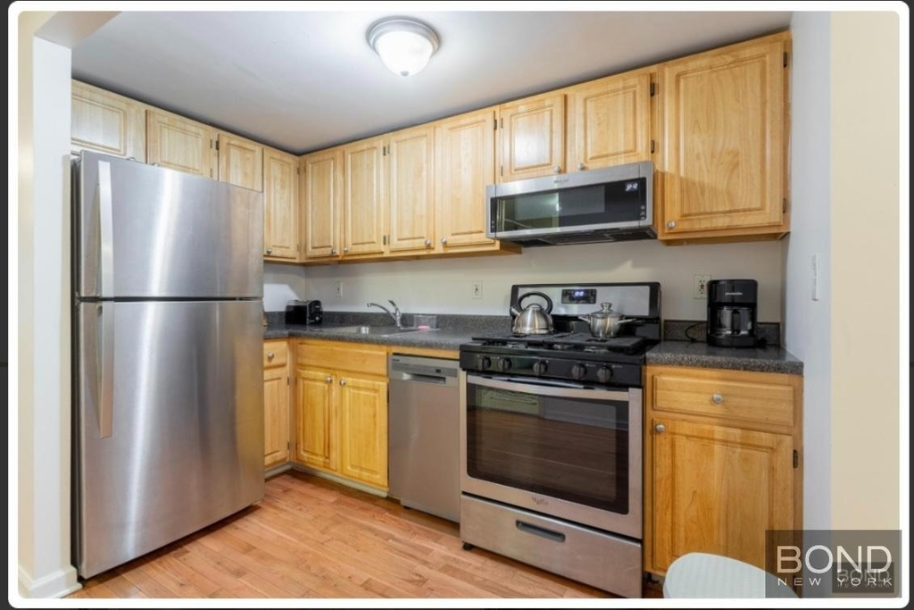 450 W 153rd Street - Photo 4