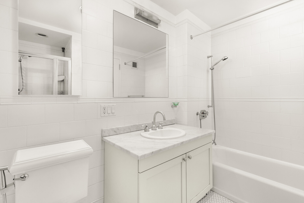 425 5th Avenue - Photo 4