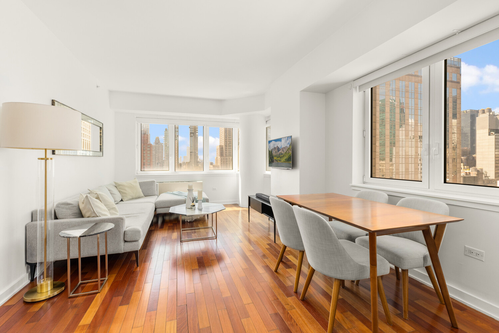 425 5th Avenue - Photo 0