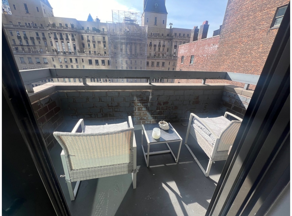 347 W 57th Street - Photo 0