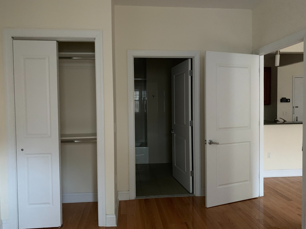 101 Clinton Street - Photo 7