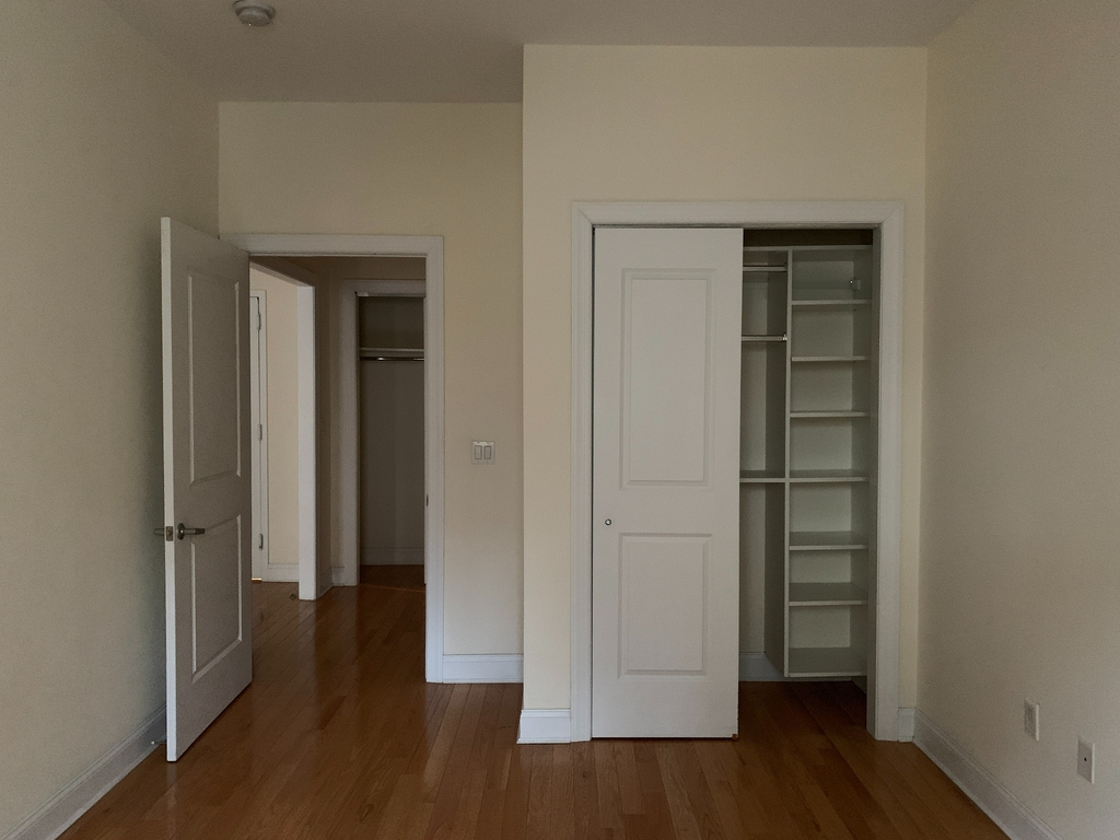 101 Clinton Street - Photo 9