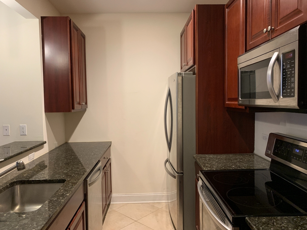 101 Clinton Street - Photo 10