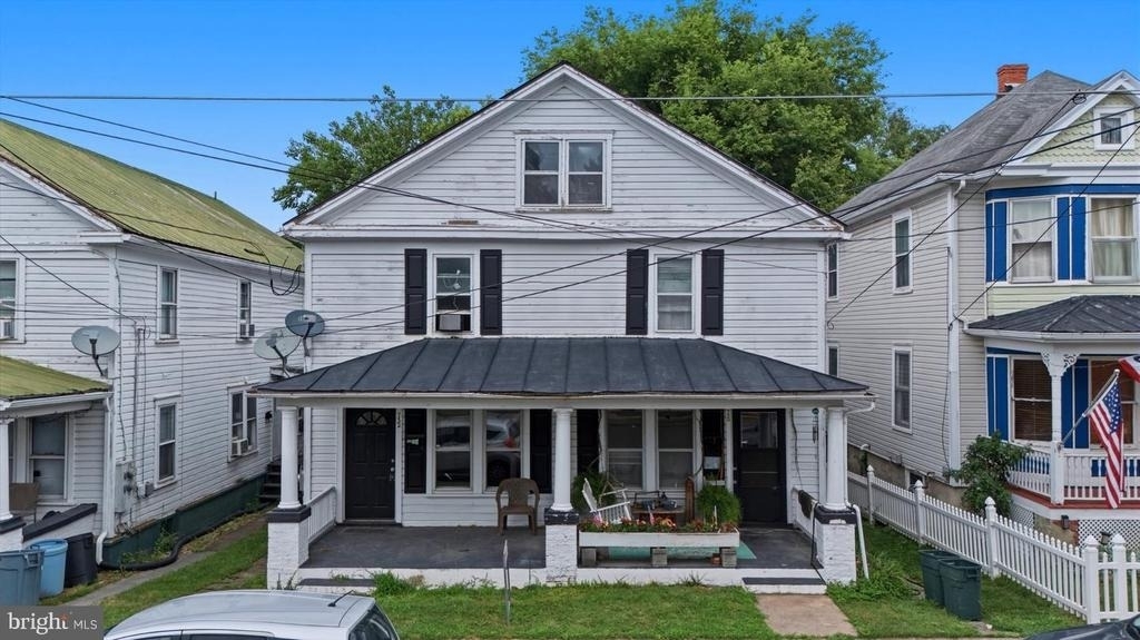 730 W John Street - Photo 4
