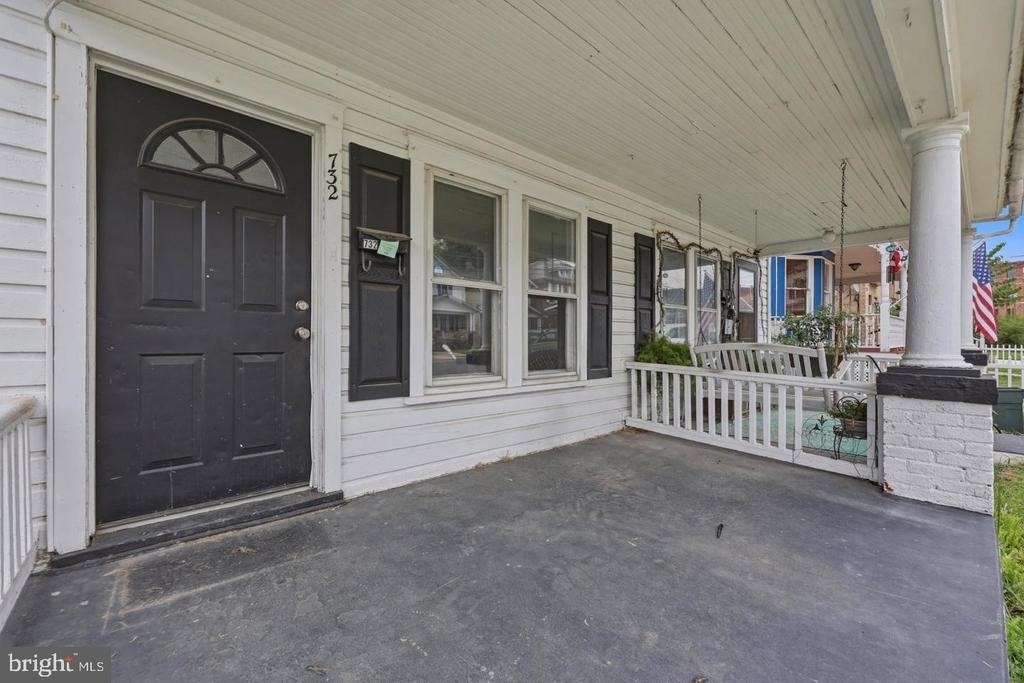 730 W John Street - Photo 8