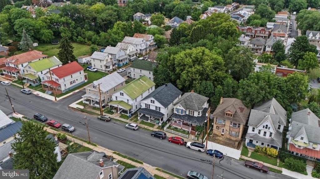 730 W John Street - Photo 16