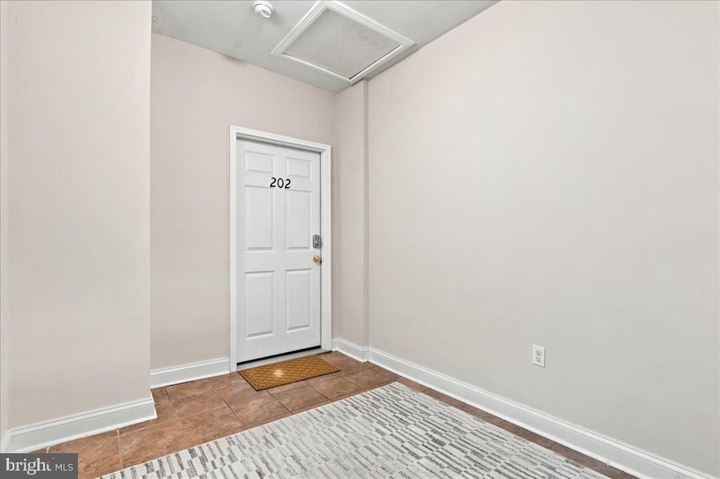 126 N Braddock Street - Photo 15