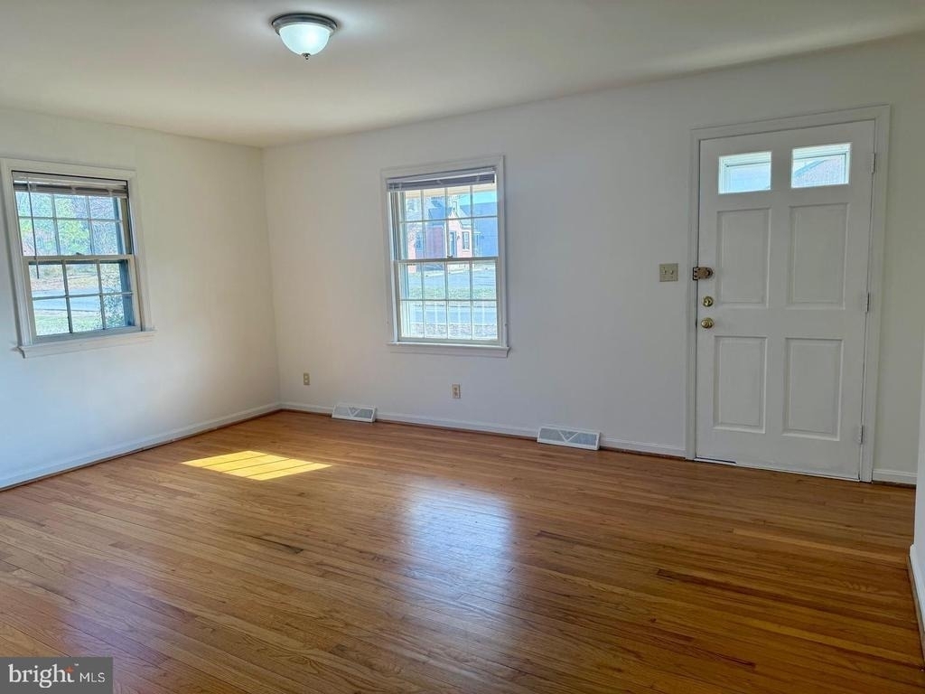 1010 Bernstein Road - Photo 3