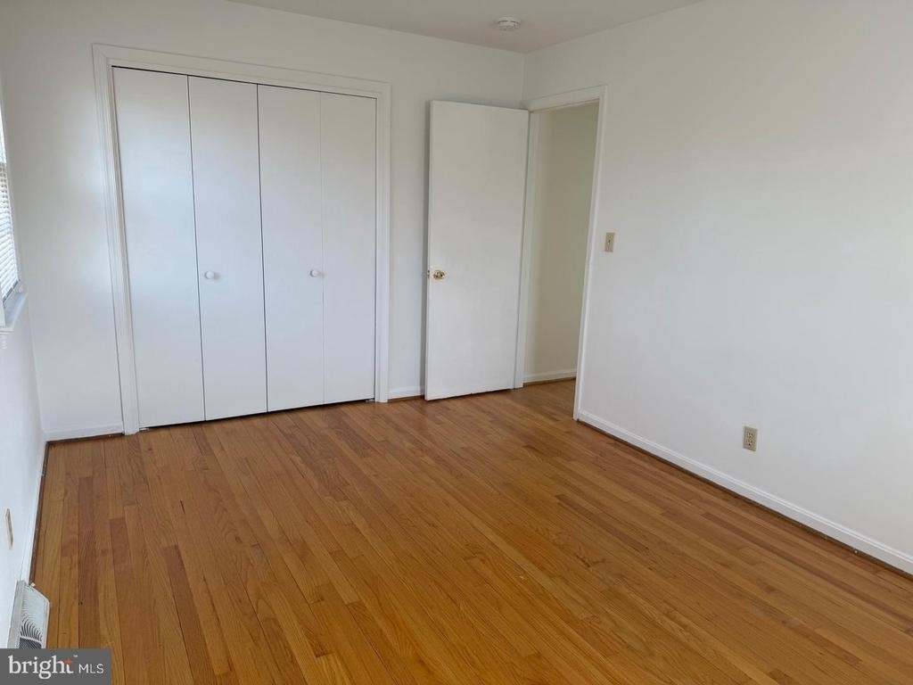 1010 Bernstein Road - Photo 9