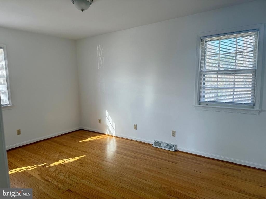 1010 Bernstein Road - Photo 10