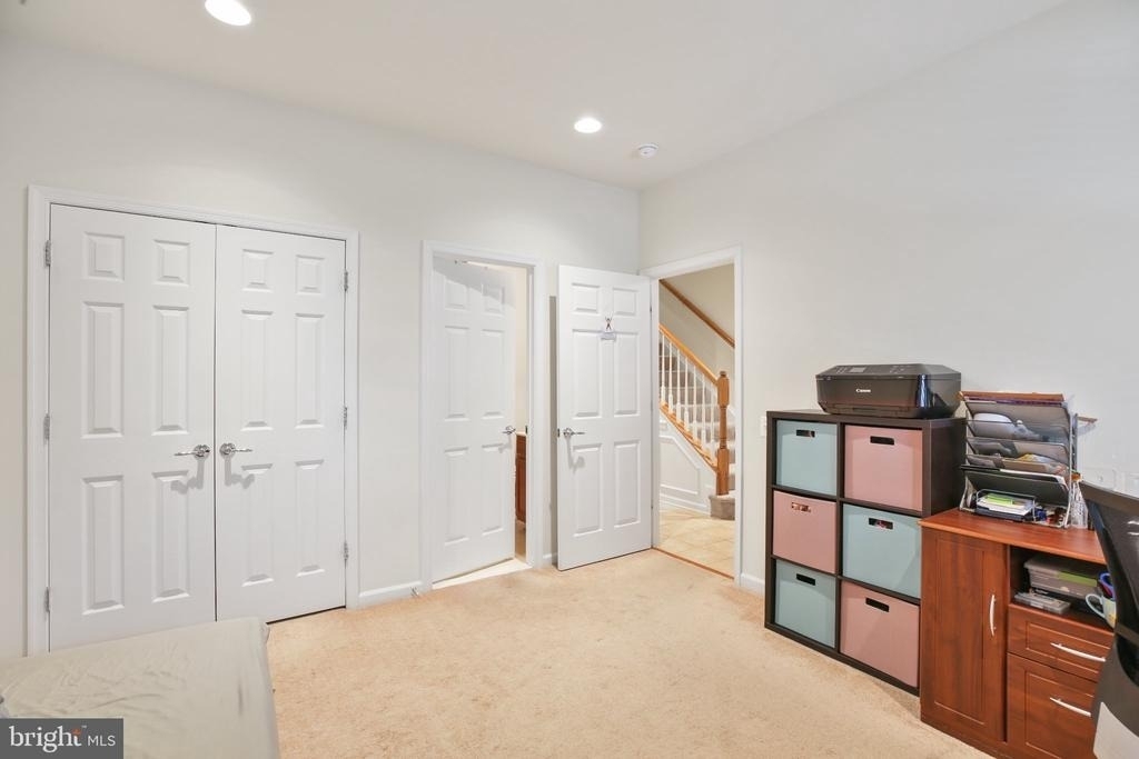 25501 Amber Gate Terrace - Photo 23