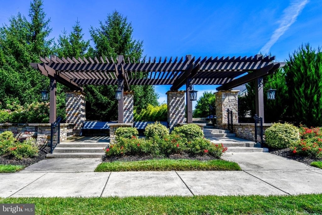41673 Mcmonagle Square - Photo 41