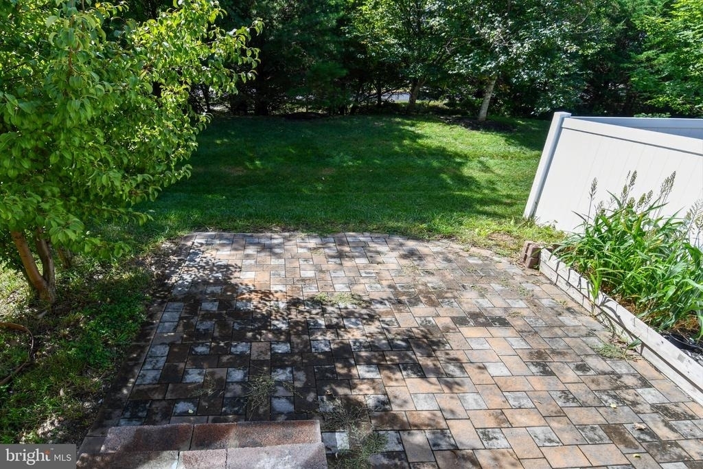 41673 Mcmonagle Square - Photo 18