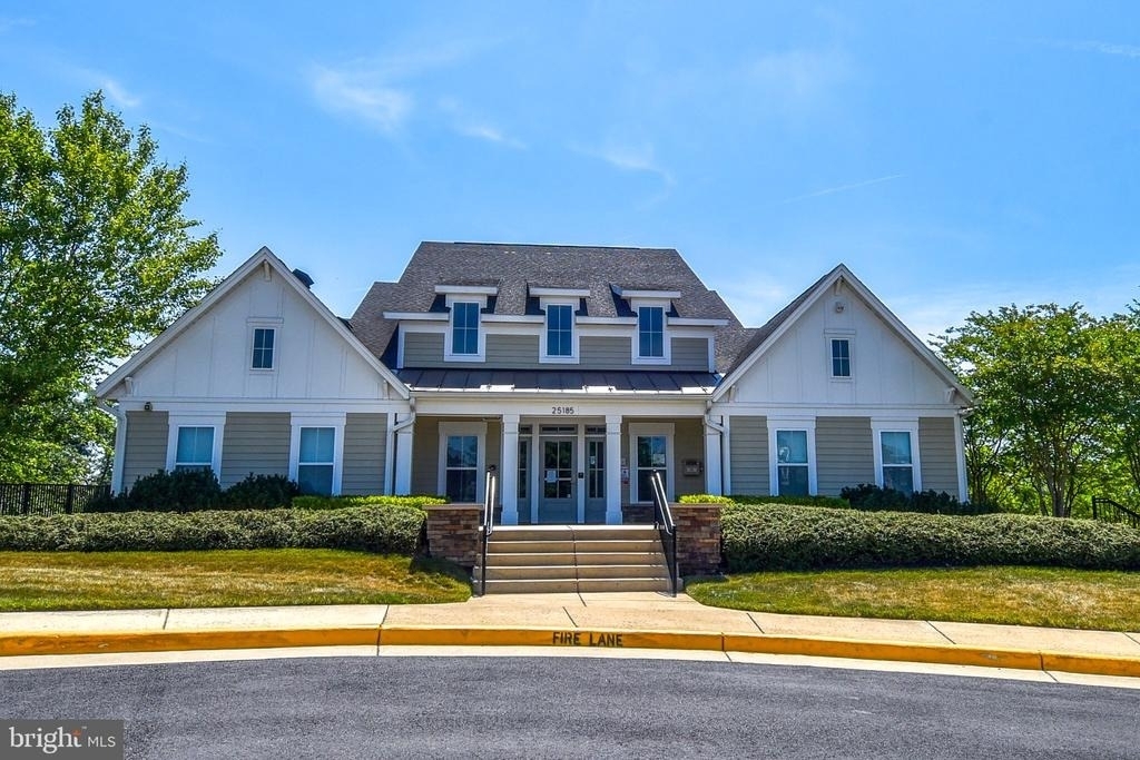 41673 Mcmonagle Square - Photo 44