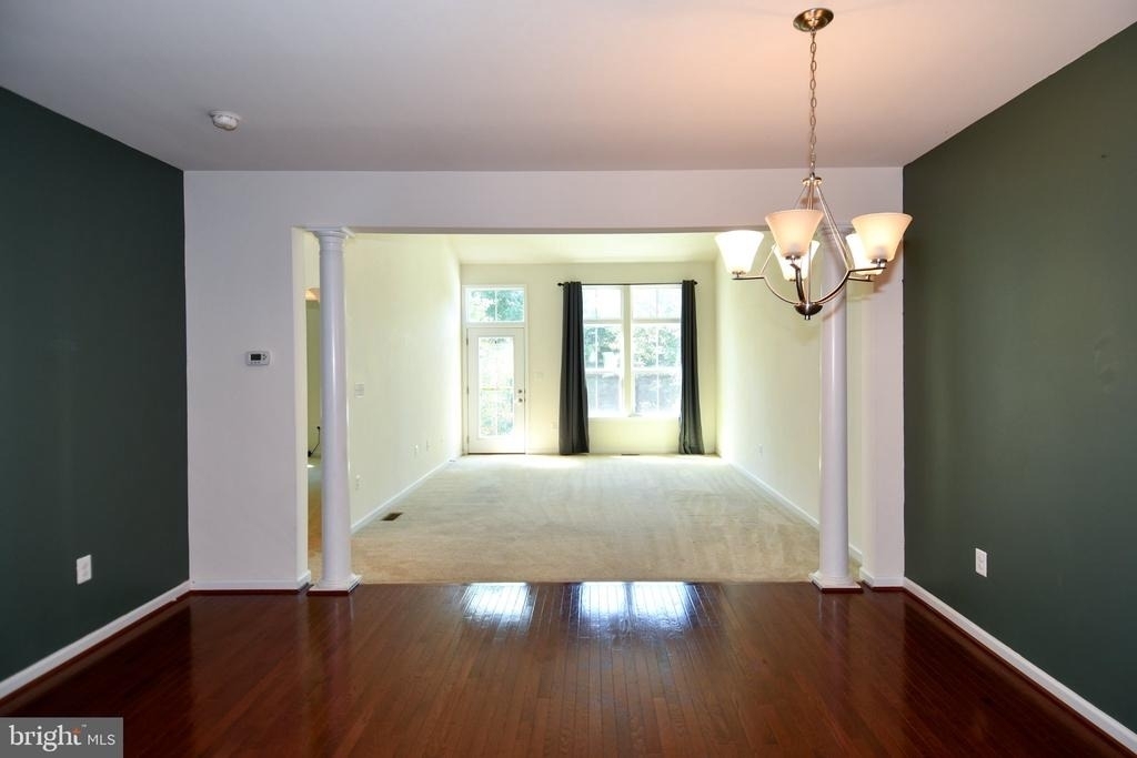 41673 Mcmonagle Square - Photo 6