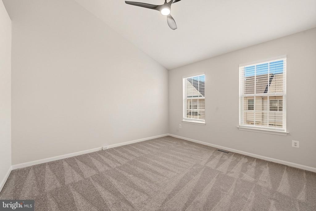 46368 Utica Square - Photo 20