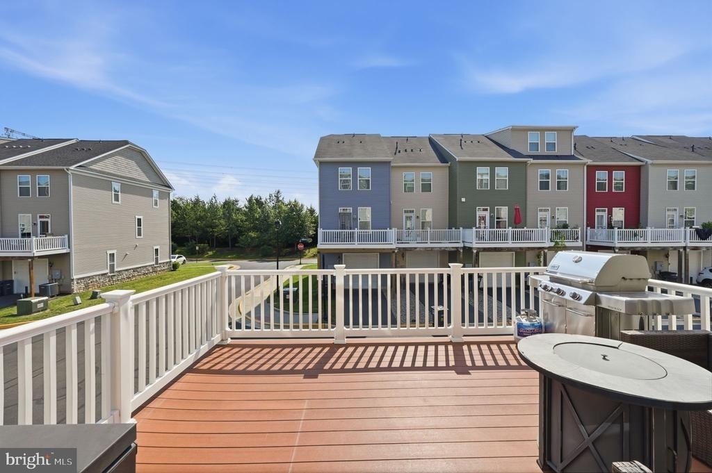24877 Coats Square - Photo 28