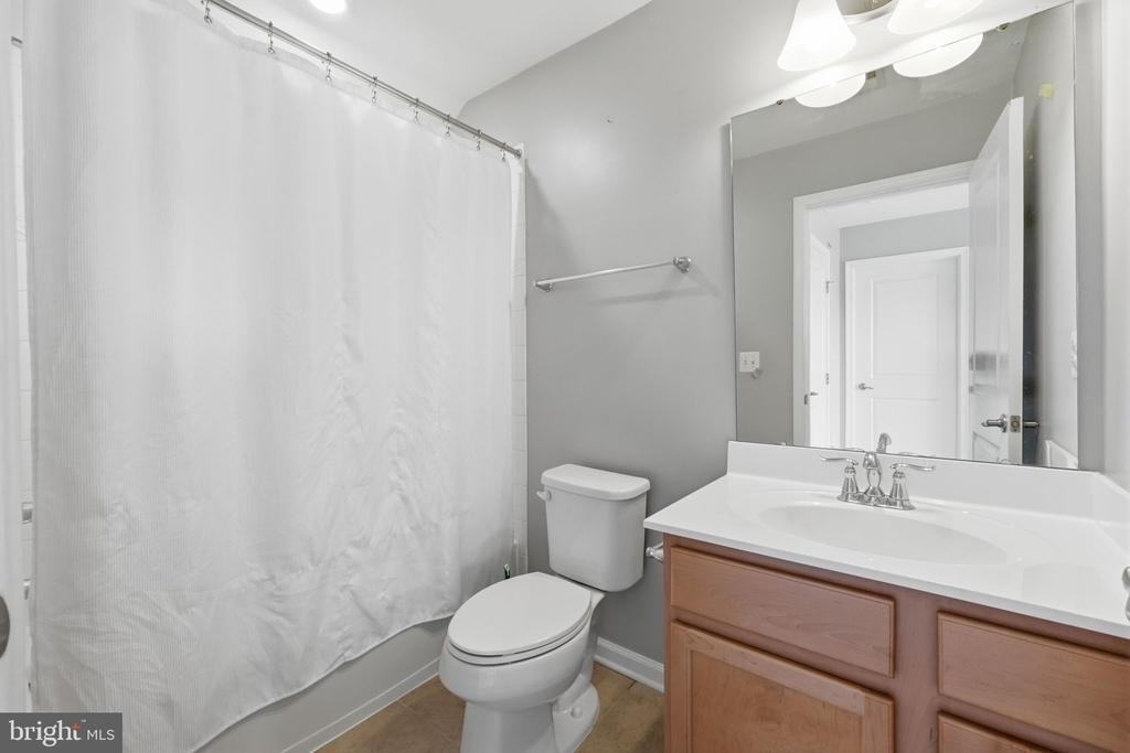 24877 Coats Square - Photo 16