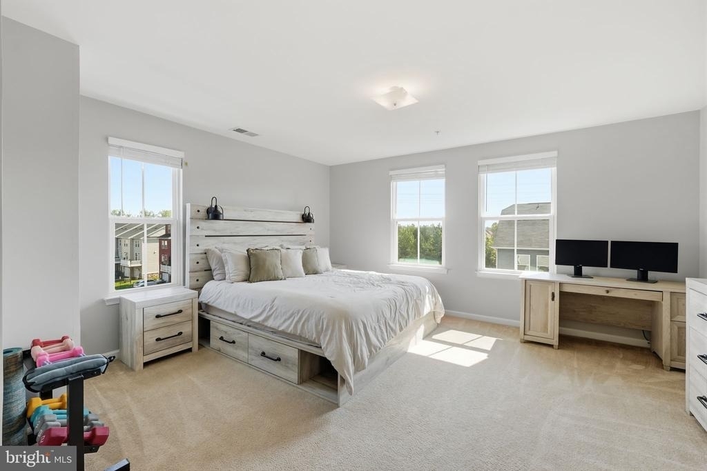 24877 Coats Square - Photo 20