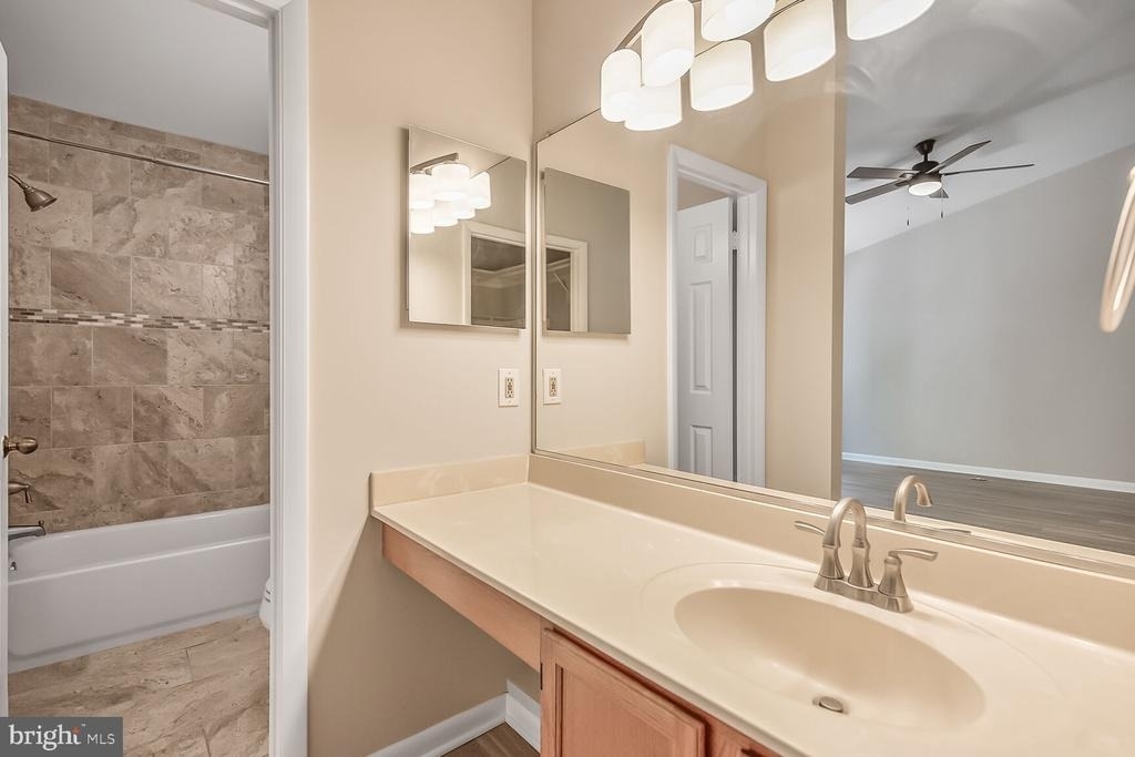 1657 Oak Spring Way - Photo 12
