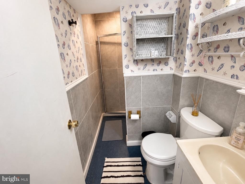 6210 Dadson Court - Photo 12