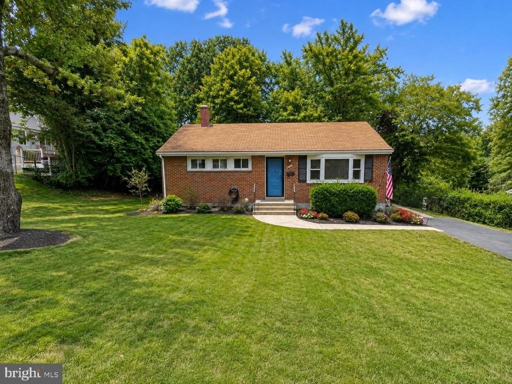 6210 Dadson Court - Photo 0