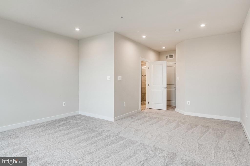 14055 Sunrise Valley Drive - Photo 16