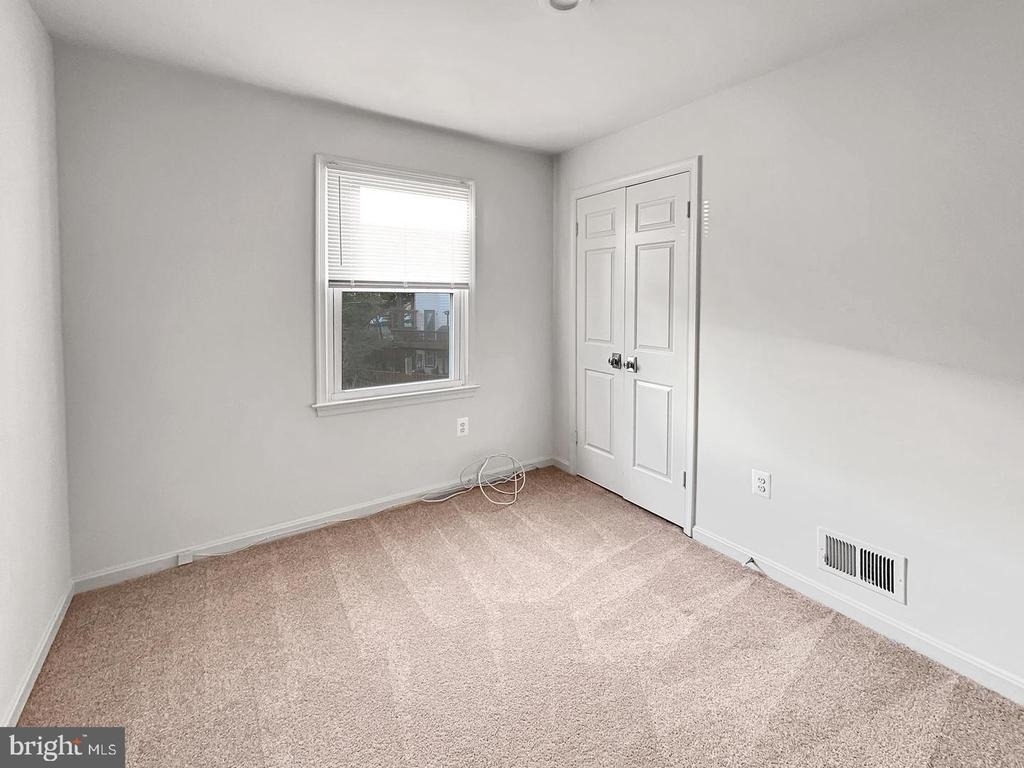7338 Mallory Lane - Photo 19