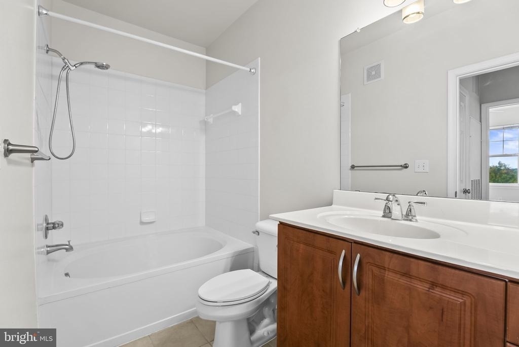 12929 Centre Park Circle - Photo 17