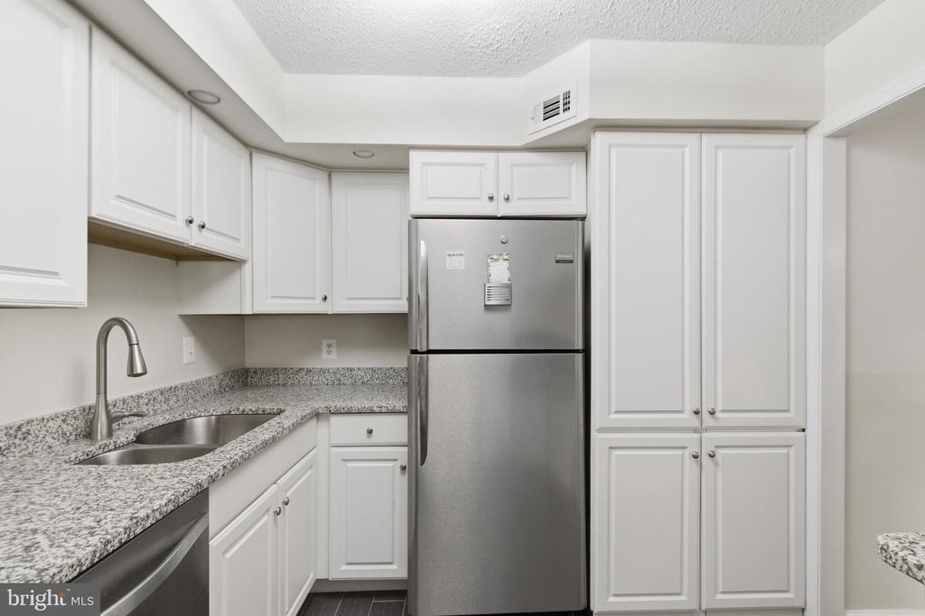 5904 Mount Eagle Drive - Photo 26