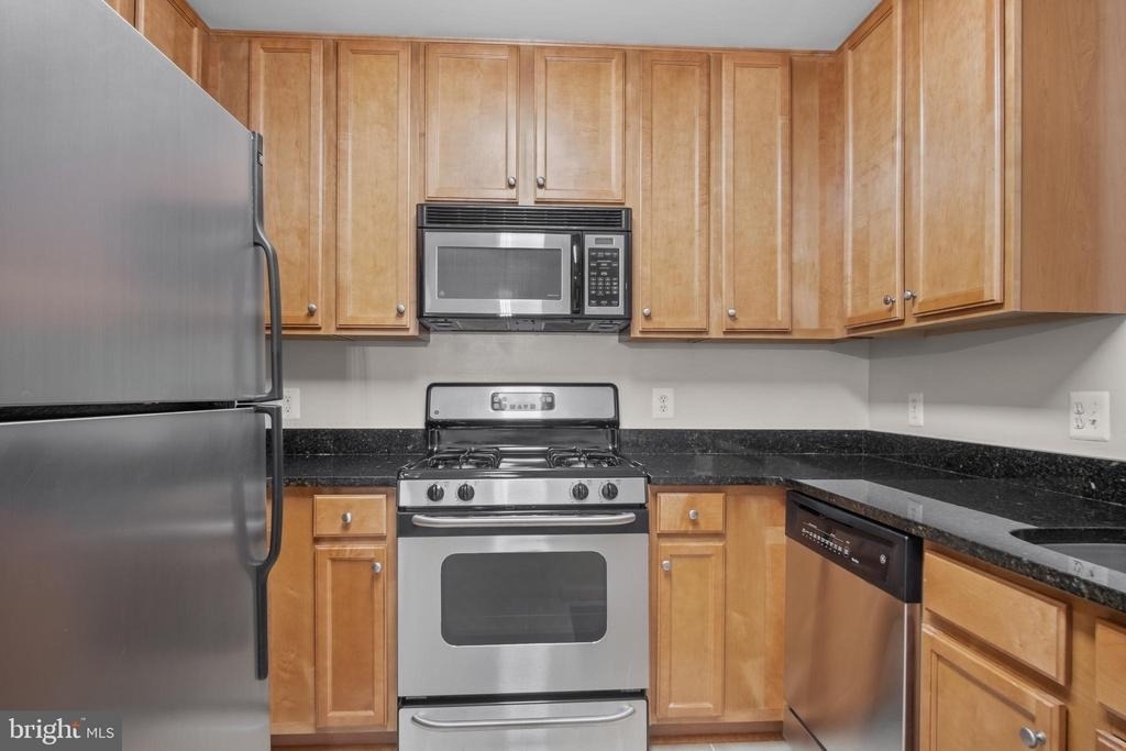 1509 North Point Drive - Photo 17