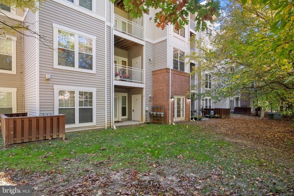1509 North Point Drive - Photo 2